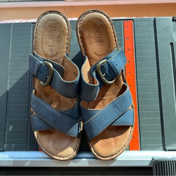 Born Shoes - Women’s Size 9 Born sandals